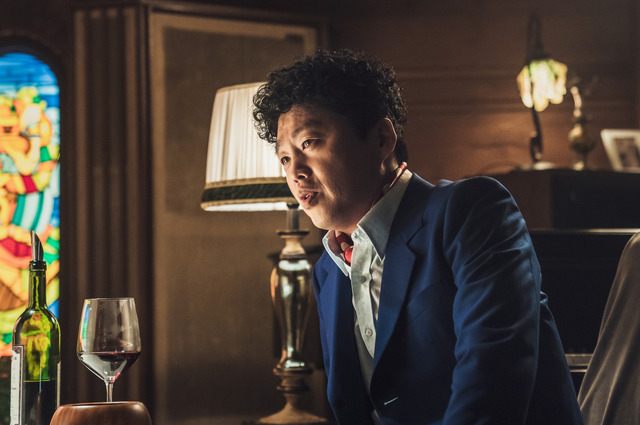 『鬼手』（C）2019 CJ ENM CORPORATION, MAYS ENTERTAINMENT ALL RIGHTS RESERVED