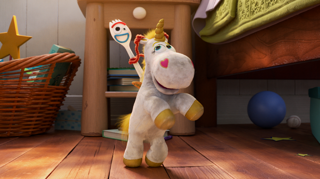 「フォーキーのコレって何？」　（C）2020　Disney／Pixar