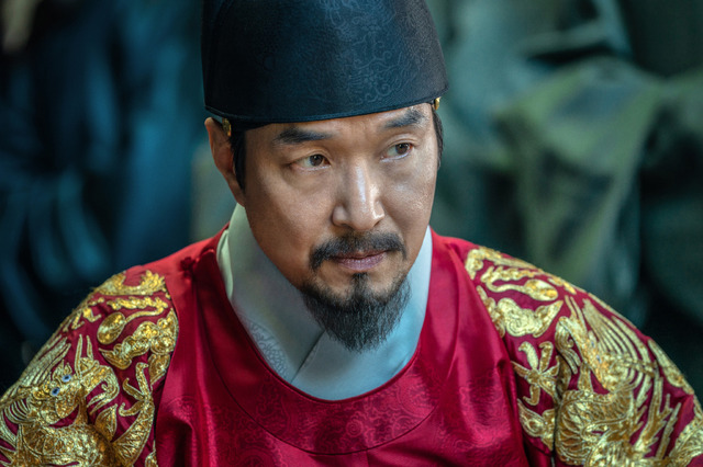 主演／ハン・ソッキュ(世宗大王)『世宗大王 星を追う者たち』（C） 2020 LOTTE ENTERTAINMENT All Rights Reserved.