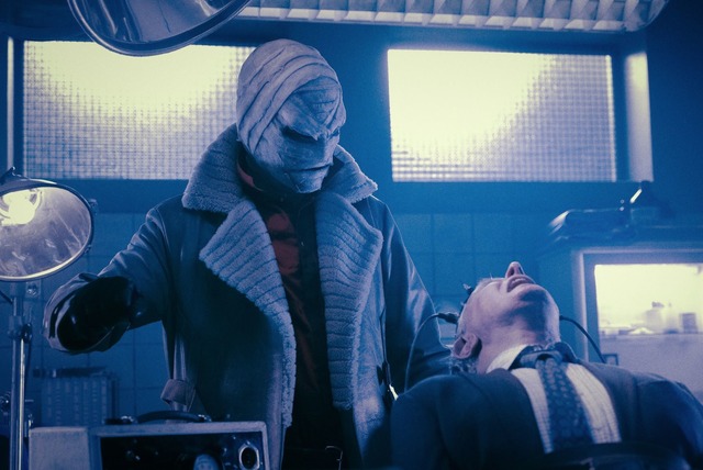 「BATWOMAN/バットウーマン ＜シーズン１＞」BATWOMAN TM and related characters and elements are and trademarks of DC Comics.(c) 2020 Warner Bros. Entertainment All rights reserved.