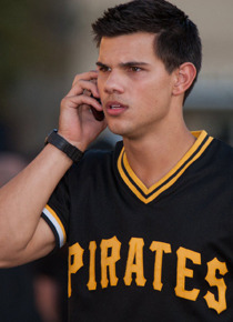 『ミッシング ID』 -(C) 2011 Lions Gate Films Inc. All Rights Reserved.