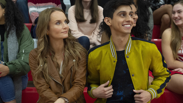 「ハイスクール・ミュージカル：ザ・ミュージカル」第1話（C） 2020 Disney