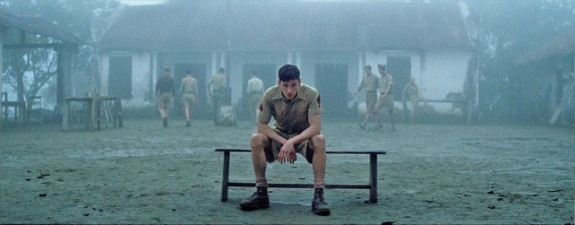 『この世の果て、数多の終焉』 （C） 2017 Les films du Worso-Les Armateurs-Orange Studio-Score Pictures-Rectangle Productions-Arena Films-Arches Films-Cinefeel 1- Same Player- Pan Europeenne- Move Movie- Ce Qui Me Meu