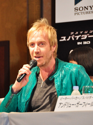 『アメイジング・スパイダーマン』アンドリュー・ガーフィールド＆エマ・ストーン来日記者会見