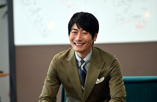 市川猿之助 詫びろ に香川照之 おしまいdeath 今週も名言続々 半沢直樹 2話 Cinemacafe Net