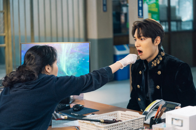 Netflixオリジナルシリーズ「ザ・キング: 永遠の君主」独占配信中