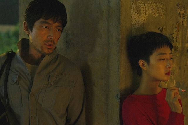 『鵞鳥湖の夜』