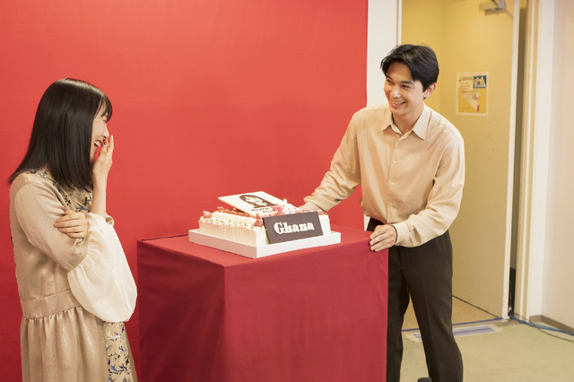 ロッテ「ガーナミルクチョコレート」新TV-CM　サプライズでバースデーケーキ