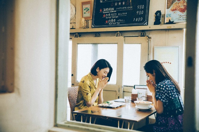 Five Star Cafe 五星鶏飯『Daughters』(C) 「Daughters」製作委員会