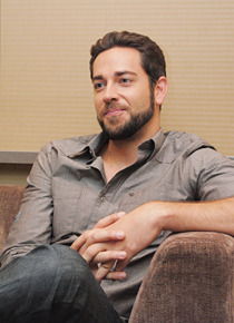 「CHUCK／チャック」 ザッカリー・リーヴァイ