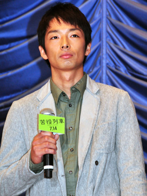 『苦役列車』初日舞台挨拶