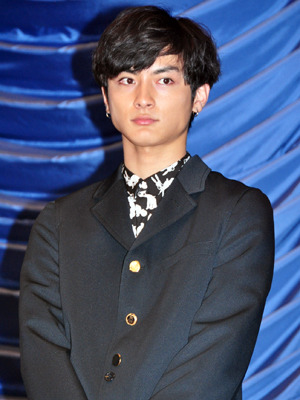 『苦役列車』初日舞台挨拶