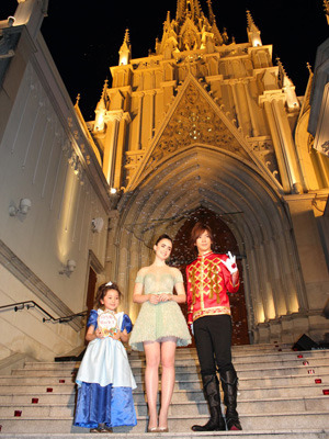 『白雪姫と鏡の女王』 -(C) 2011 Relativity Media, LLC. All Rights Reserved.