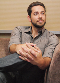 「CHUCK／チャック」 ザッカリー・リーヴァイ