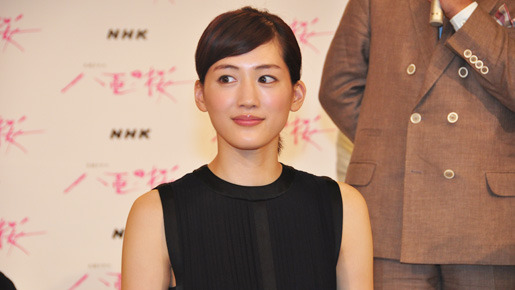 「八重の桜」出演者発表会見