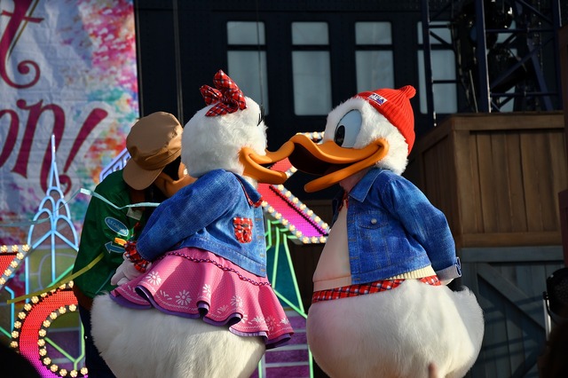 「ハロー、ニューヨーク！」（2018年7月編集部撮影）(C) Disney