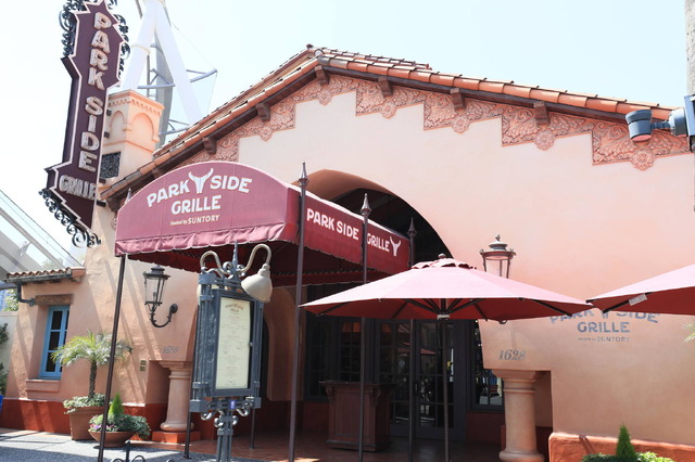 「パークサイド・グリル」／画像提供：ユニバーサル・スタジオ・ジャパン(C)＆(R) Universal Studios. All rights reserved.