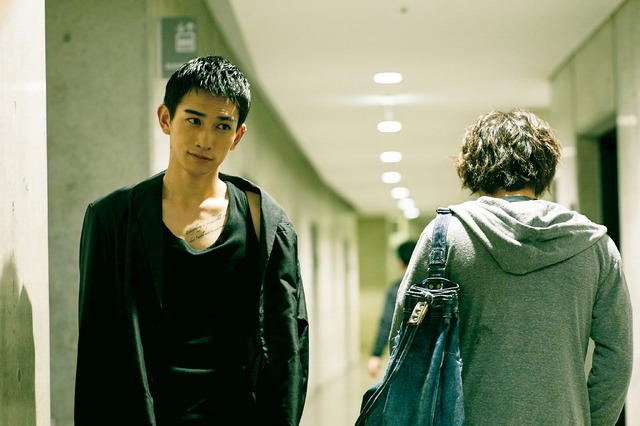 『きみの瞳が問いかけている』　(C) 2020「きみの瞳が問いかけている」製作委員会　(C) 2020 Gaga Corporation / AMUSE Inc. / Lawson Entertainment,Inc.