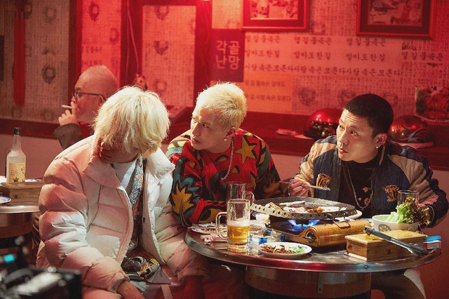 『ヤクザと家族 The Family』　(C) 2021『ヤクザと家族 The Family』製作委員会