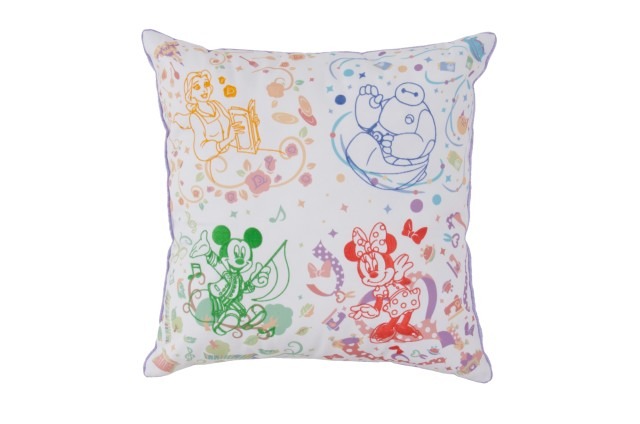 東京ディズニーランド、大規模開発エリア関連グッズの数々