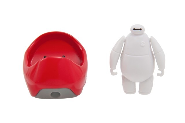 東京ディズニーランド、大規模開発エリア関連グッズの数々