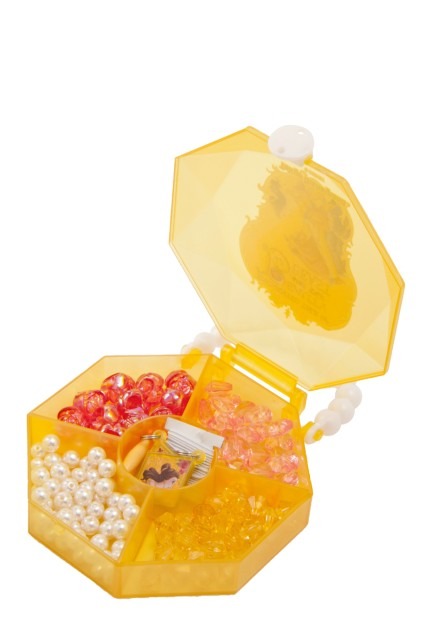 東京ディズニーランド、大規模開発エリア関連グッズの数々