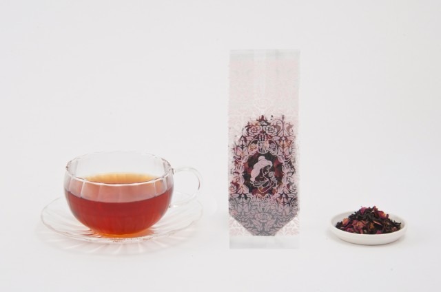 東京ディズニーランド、大規模開発エリア関連グッズの数々