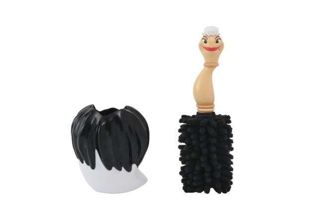 東京ディズニーランド、大規模開発エリア関連グッズの数々