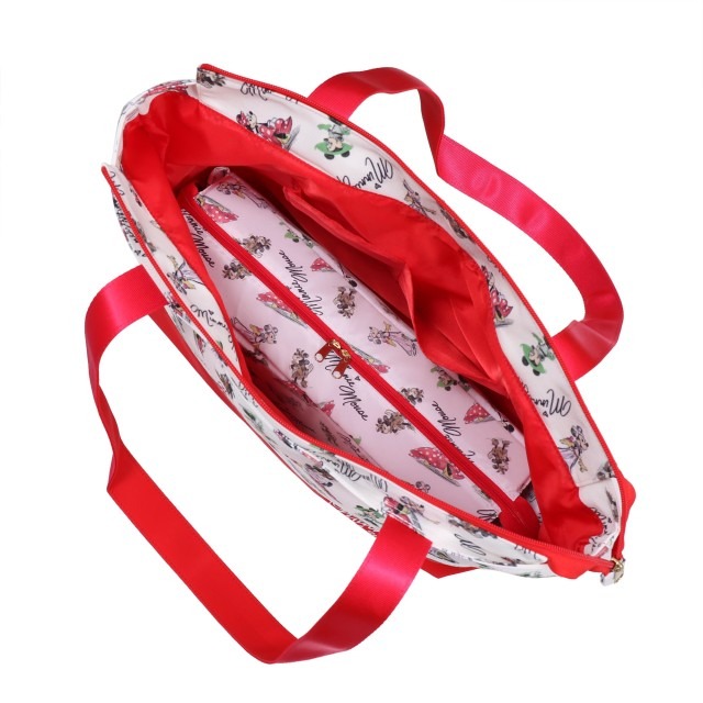 東京ディズニーランド、大規模開発エリア関連グッズの数々