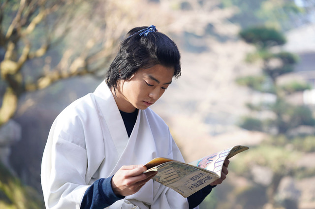 『十二単衣を着た悪魔』(C)2019「十二単衣を着た悪魔」フィルムパートナー