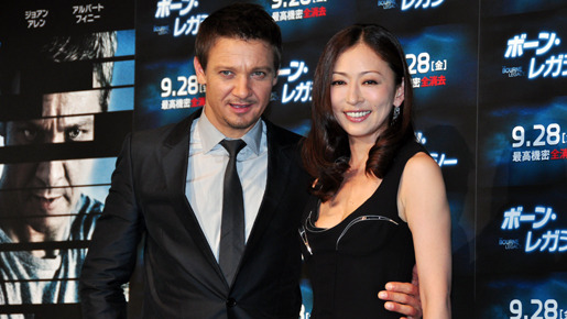 『ボーン・レガシー』ジェレミー・レナー来日舞台挨拶
