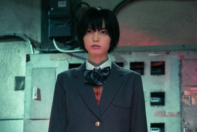 『さんかく窓の外側は夜』(C)2020「さんかく窓の外側は夜」製作委員会 (C)Tomoko Yamashita/libre