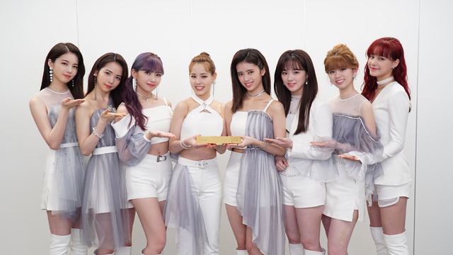 アイドル部門賞 NiziU