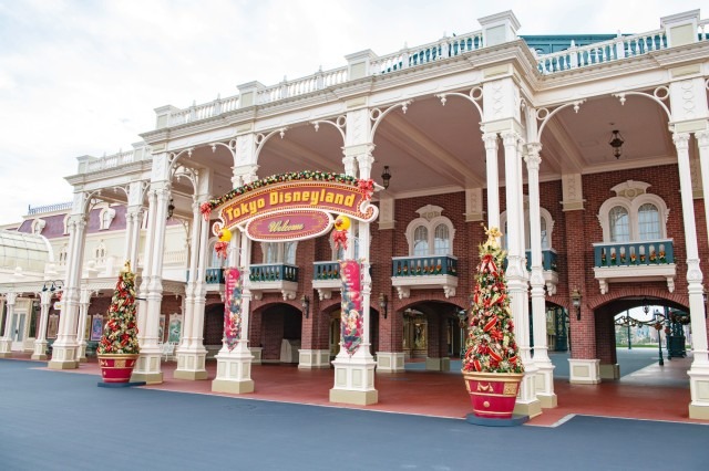 クリスマスの東京ディズニーリゾート(C) Disney