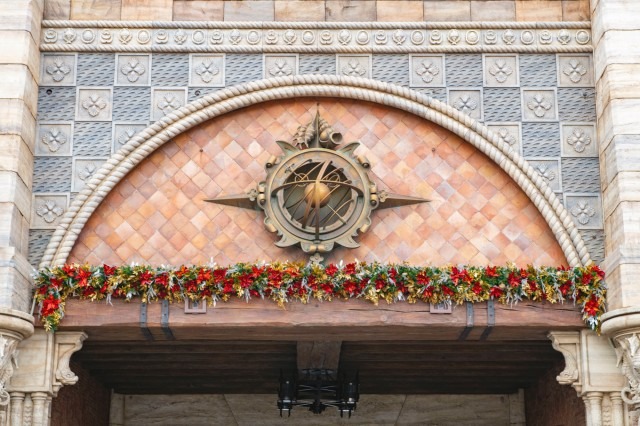 クリスマスの東京ディズニーリゾート(C) Disney