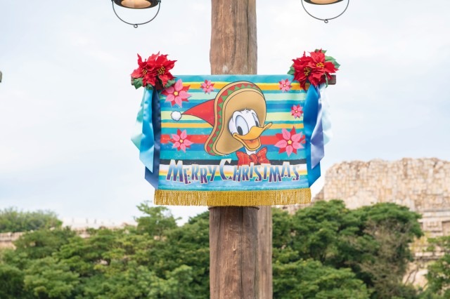 クリスマスの東京ディズニーリゾート(C) Disney