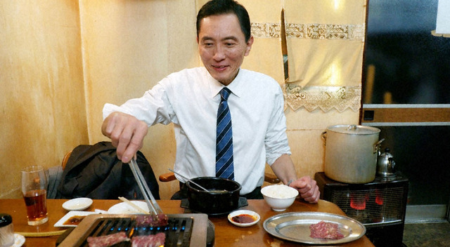 「孤独のグルメ2020大晦日スペシャル～俺の食事に密はない、孤独の花火大作戦！」 (C) テレビ東京