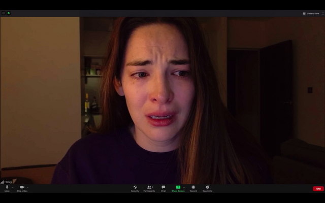 『ズーム／見えない参加者』　（C）Shadowhouse Films and Boo-Urns 2020