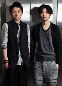 『I’M FLASH！』藤原竜也×松田龍平／photo：Naoki Kurozu