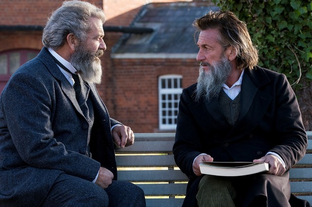 『博士と狂人』(C) 2018 Definition Delaware, LLC. All Rights Reserved.