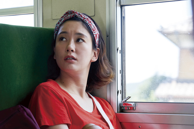 第12回TAMA映画賞最優秀女優賞水川あさみ　『喜劇　愛妻物語』　（C）2020『喜劇 愛妻物語』製作委員会