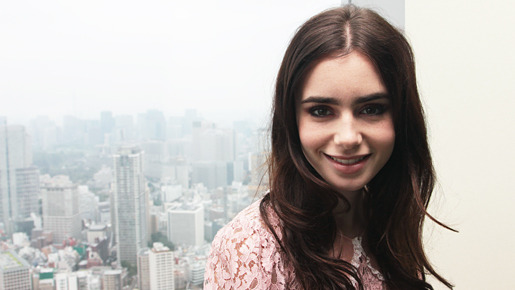 『白雪姫と鏡の女王』 リリー・コリンズ