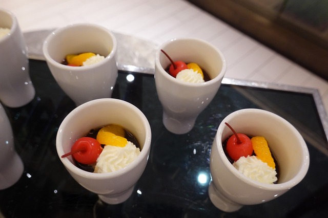 シェラトン・グランデ・トーキョーベイ・ホテルの“ストロベリー スイーツ＆ベーカリー”