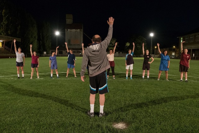 『クイーンズ・オブ・フィールド』（C） 2019 ADNP - KISSFILMS - GAUMONT - TF1 FILMS PRODUCTION - 14EME ART PRODUCTION - PANACHE PRODUCTIONS - LA COMPAGNIE CINEMATOGRAPHIQUE