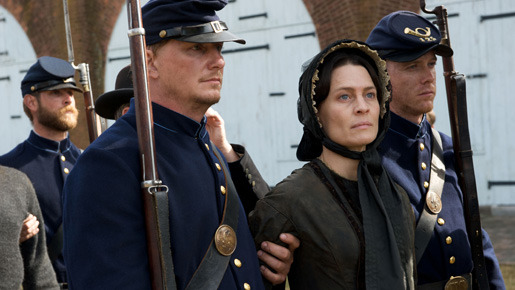 『声をかくす人』 -(C) 2010 ConspiratorProductions, LLC. All RightsReserved.