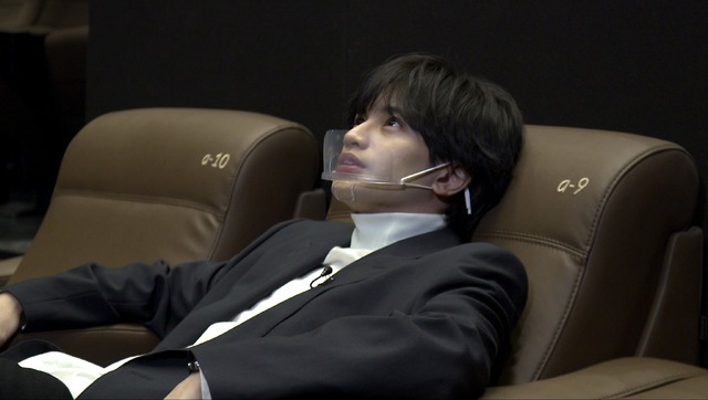 プロモーション映像より劇場取材中の模様「中島健人の今、映画について知りたいコト。」