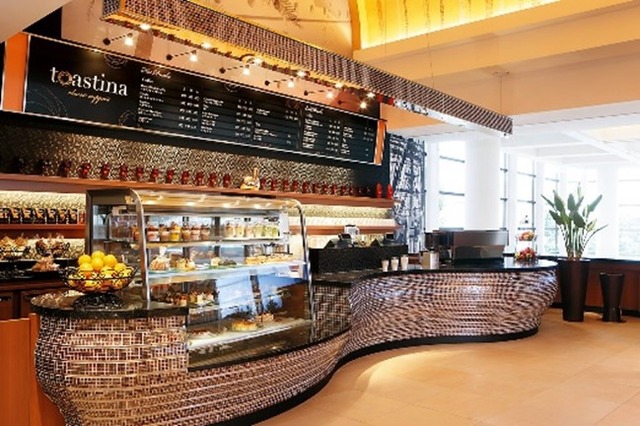 2月限定「バレンタイン スイーツ＆ベーカリー」