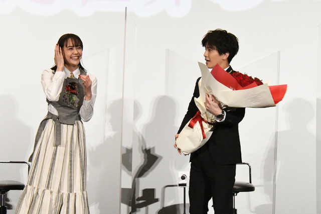 『名も無き世界のエンドロール』Wヒット記念イベント（C）行成薫／集英社（C）映画「名も無き世界のエンドロール」製作委員会