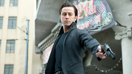 『LOOPER／ルーパー』 -(C) 2012 LOOPER DISTRIBUTION, LLC. ALL RIGHTS RESERVED
