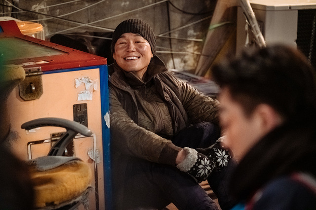 『ノンストップ』過去のソクファン　（C）2020 OAL & Sanai Pictures Co., Ltd. All rights reserved